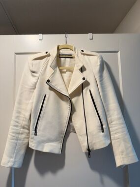 Zara White Moto Jacket with Black Zipper